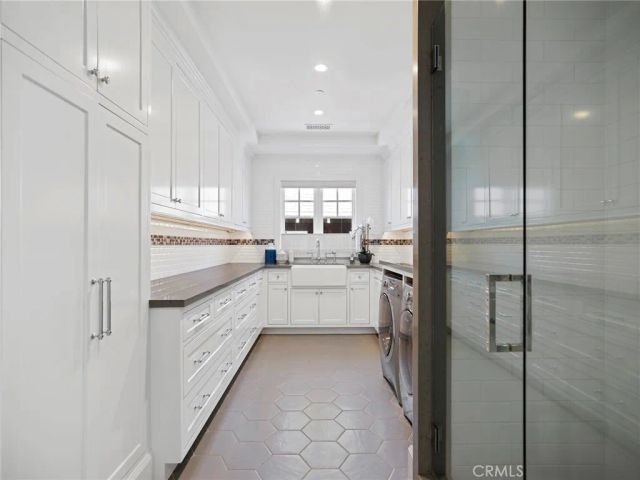 1324 E Balboa, Newport Beach, CA 92661