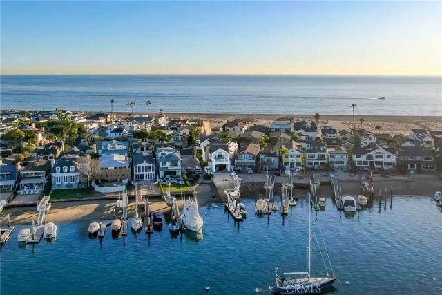 1324 E Balboa, Newport Beach, CA 92661