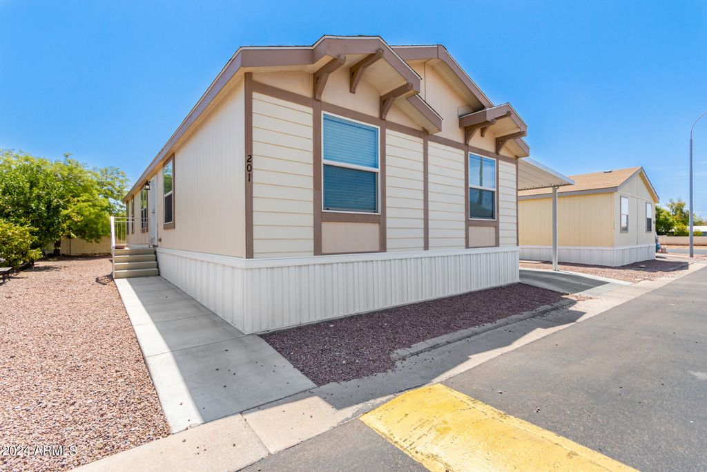 9431 E CORALBELL Avenue 201, Mesa, AZ 85208 — photo 2
