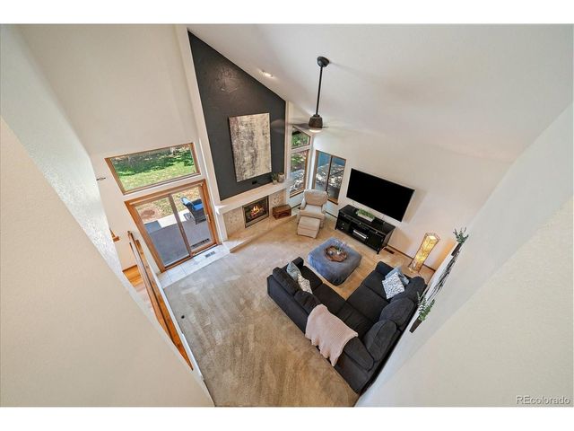 8247 W Chestnut Ave, Littleton, CO 80128
