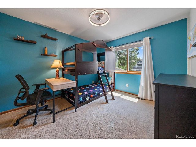 8247 W Chestnut Ave, Littleton, CO 80128
