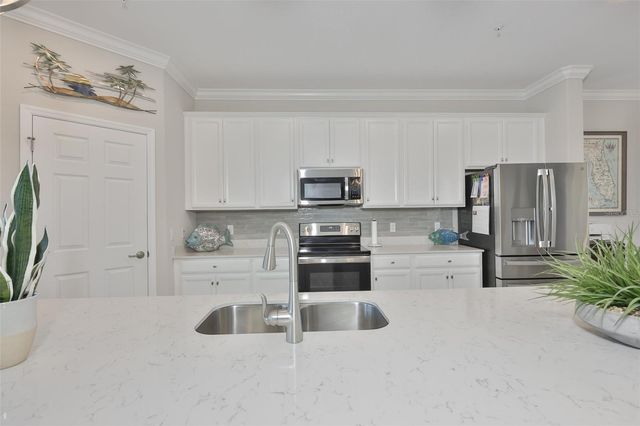 12405 GHIBERTI CIRCLE 202, Venice, FL 34293