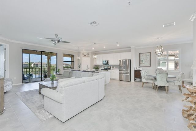 12405 GHIBERTI CIRCLE 202, Venice, FL 34293