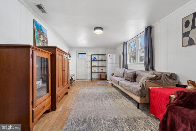 19 JUNIPER RD, Havertown, PA 19083