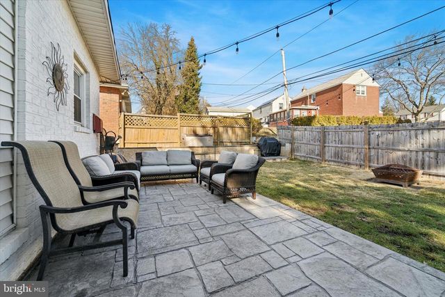 19 JUNIPER RD, Havertown, PA 19083