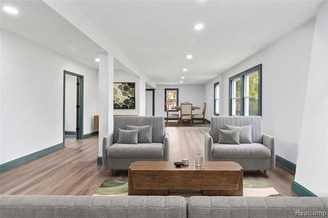 15781 Washburn Street, Detroit, MI 48238