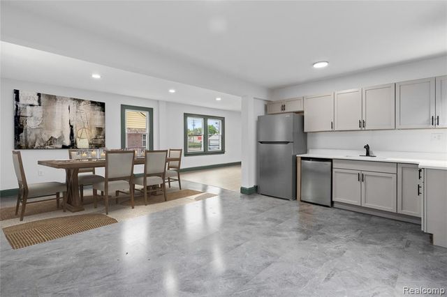 15781 Washburn Street, Detroit, MI 48238