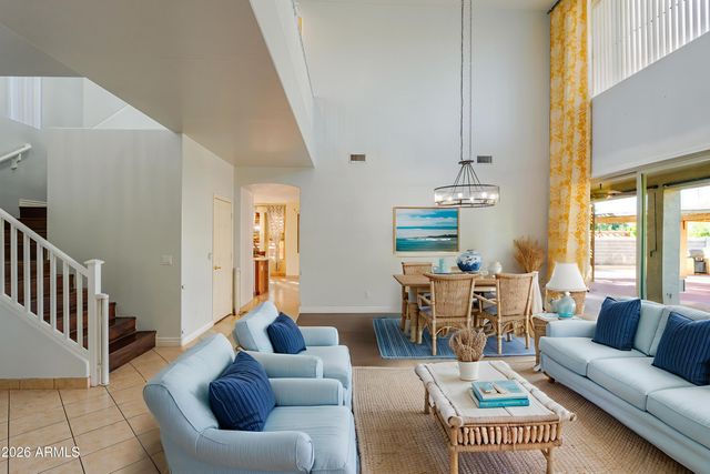 6788 W GREENBRIAR Drive, Glendale, AZ 85308