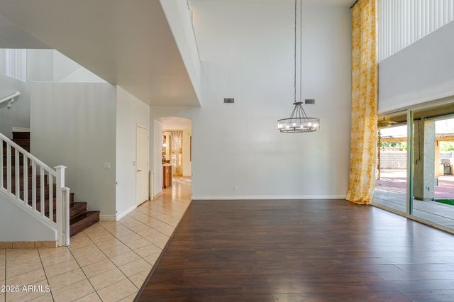 6788 W GREENBRIAR Drive, Glendale, AZ 85308