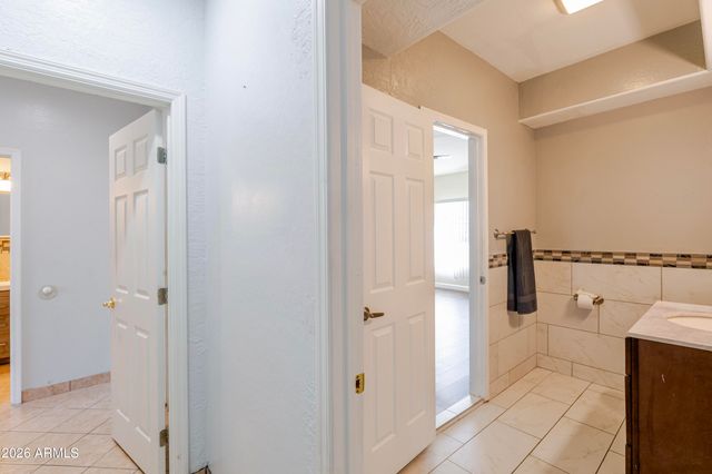 6788 W GREENBRIAR Drive, Glendale, AZ 85308