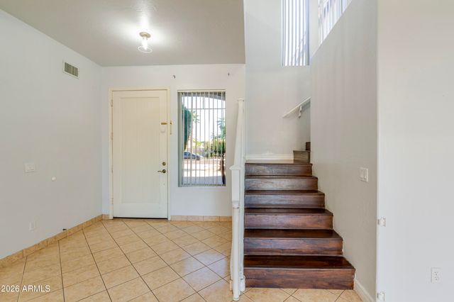 6788 W GREENBRIAR Drive, Glendale, AZ 85308