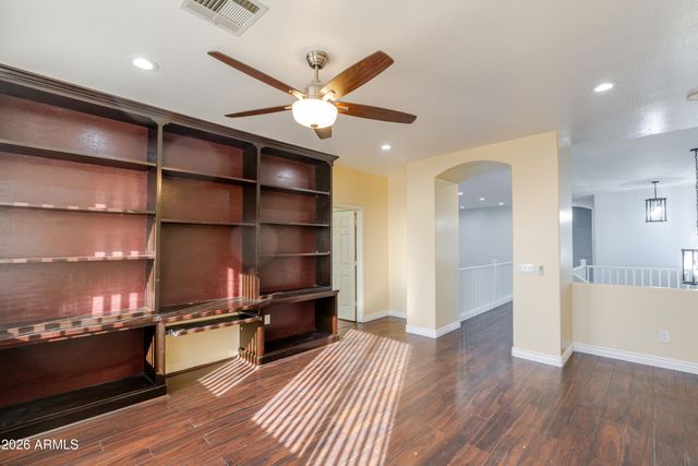 6788 W GREENBRIAR Drive, Glendale, AZ 85308