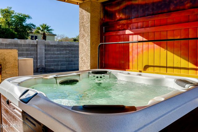 6788 W GREENBRIAR Drive, Glendale, AZ 85308