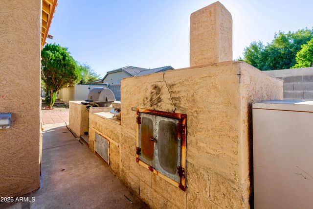 6788 W GREENBRIAR Drive, Glendale, AZ 85308