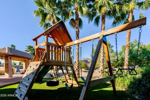 6788 W GREENBRIAR Drive, Glendale, AZ 85308