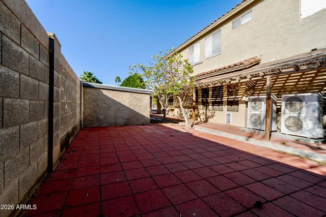 6788 W GREENBRIAR Drive, Glendale, AZ 85308