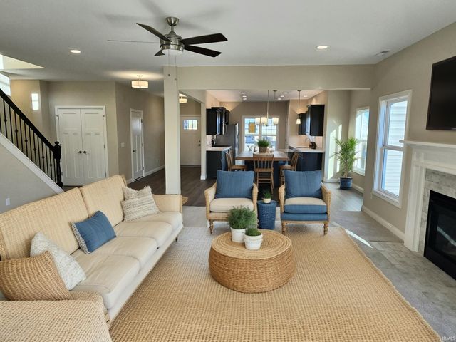5297 Fair Creek Run, Fort Wayne, IN 46818