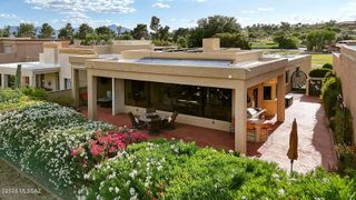 8424 N Lee Trevino Drive, Tucson, AZ 85742