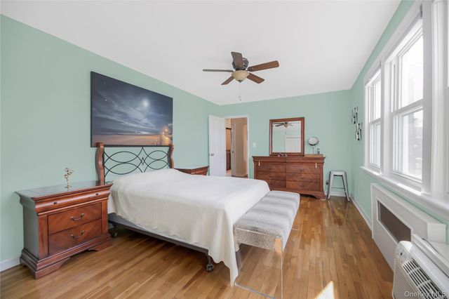 71 Lawrence Park Crescent 71, Bronxville, NY 10708