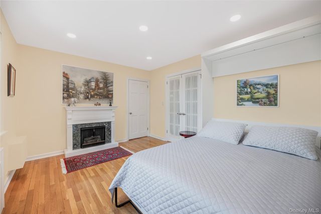 71 Lawrence Park Crescent 71, Bronxville, NY 10708