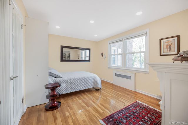 71 Lawrence Park Crescent 71, Bronxville, NY 10708