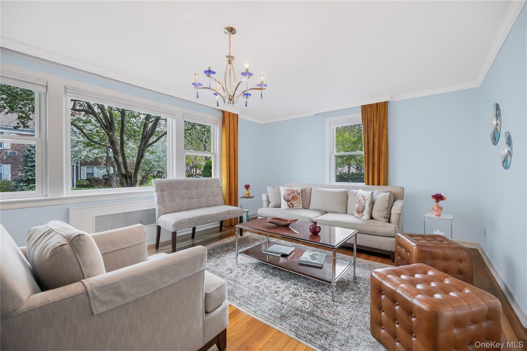 71 Lawrence Park Crescent 71, Bronxville, NY 10708