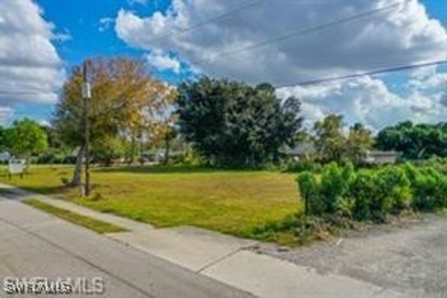 10670 Childers ST, Bonita Springs, FL 34135