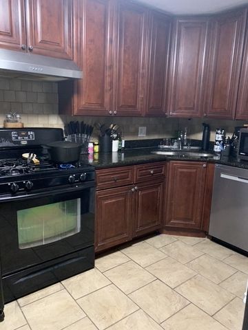 1003 Centurion Lane 7, Vernon Hills, IL 60061