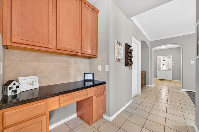 624 Montgomery Drive, Lake Dallas, TX 75065