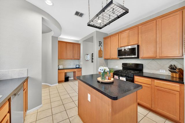624 Montgomery Drive, Lake Dallas, TX 75065