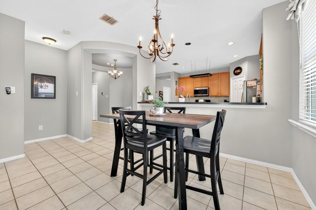 624 Montgomery Drive, Lake Dallas, TX 75065