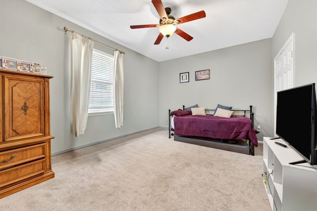 624 Montgomery Drive, Lake Dallas, TX 75065
