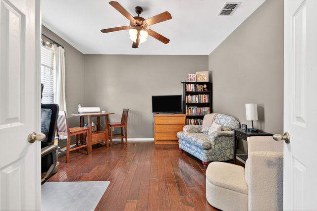 624 Montgomery Drive, Lake Dallas, TX 75065
