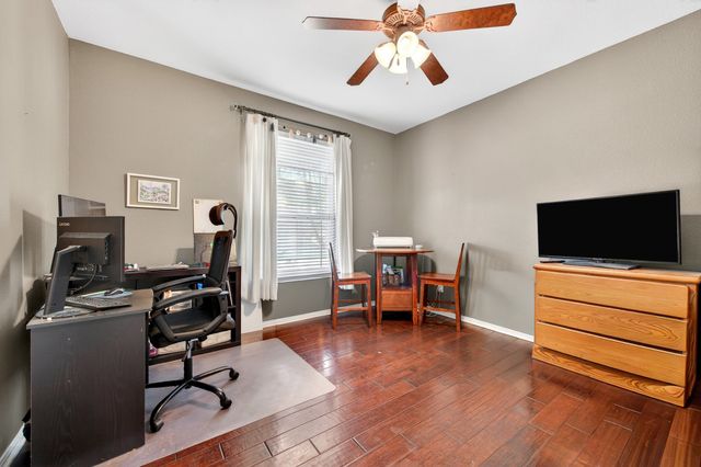 624 Montgomery Drive, Lake Dallas, TX 75065