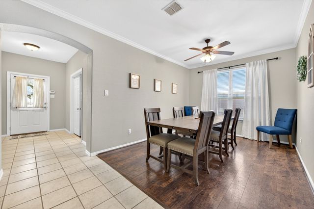 624 Montgomery Drive, Lake Dallas, TX 75065