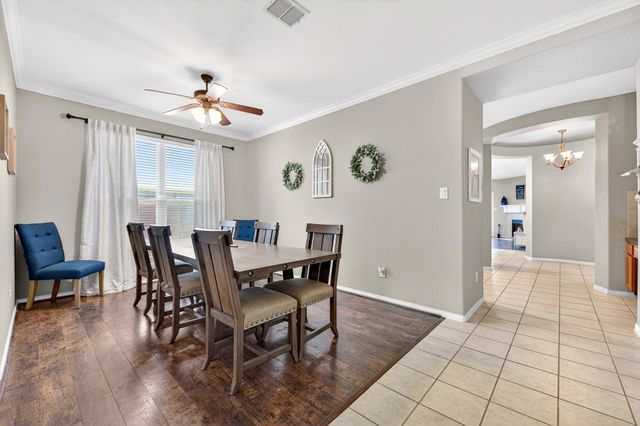 624 Montgomery Drive, Lake Dallas, TX 75065
