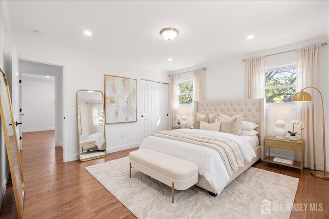 91 SEYMOUR Terrace, Piscataway, NJ 08854