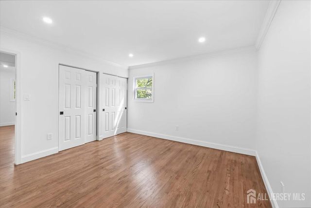 91 SEYMOUR Terrace, Piscataway, NJ 08854