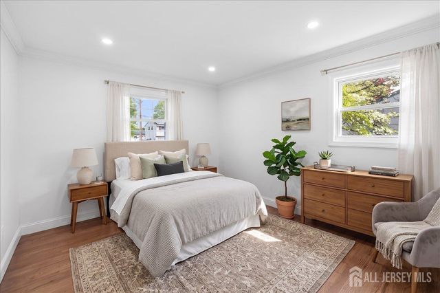 91 SEYMOUR Terrace, Piscataway, NJ 08854