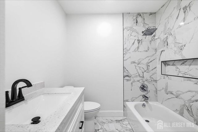 91 SEYMOUR Terrace, Piscataway, NJ 08854