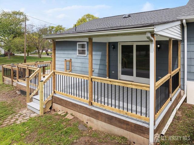 91 SEYMOUR Terrace, Piscataway, NJ 08854
