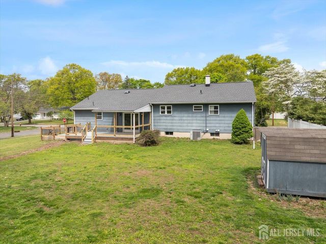 91 SEYMOUR Terrace, Piscataway, NJ 08854