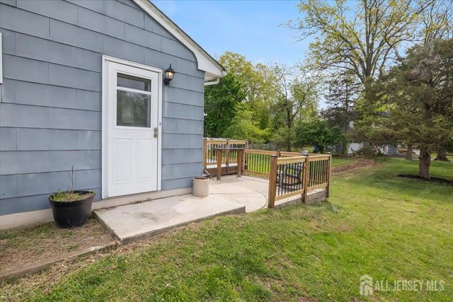 91 SEYMOUR Terrace, Piscataway, NJ 08854