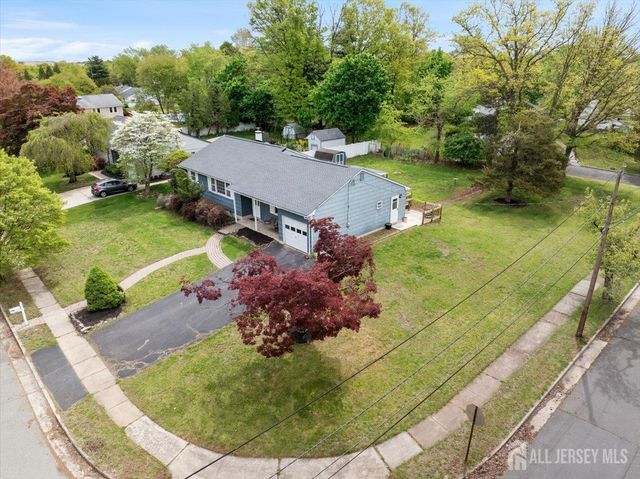 91 SEYMOUR Terrace, Piscataway, NJ 08854