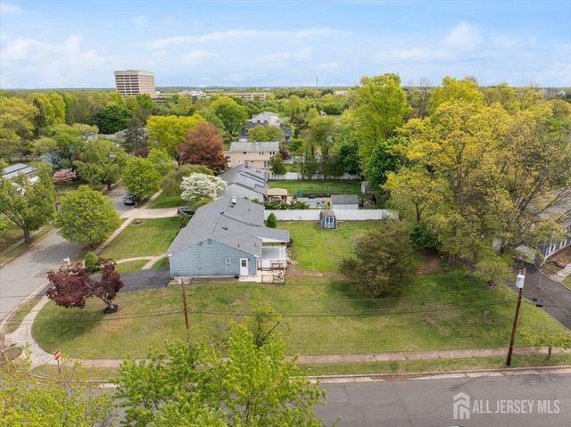 91 SEYMOUR Terrace, Piscataway, NJ 08854