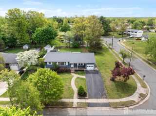 91 SEYMOUR Terrace, Piscataway, NJ 08854