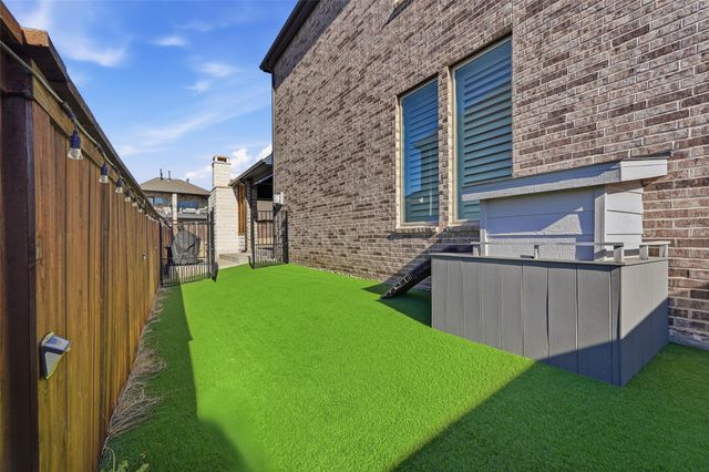 1534 Meziere Sky Drive, Wylie, TX 75098