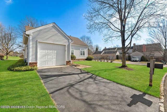 48 Rutland Lane, Monroe, NJ 08831
