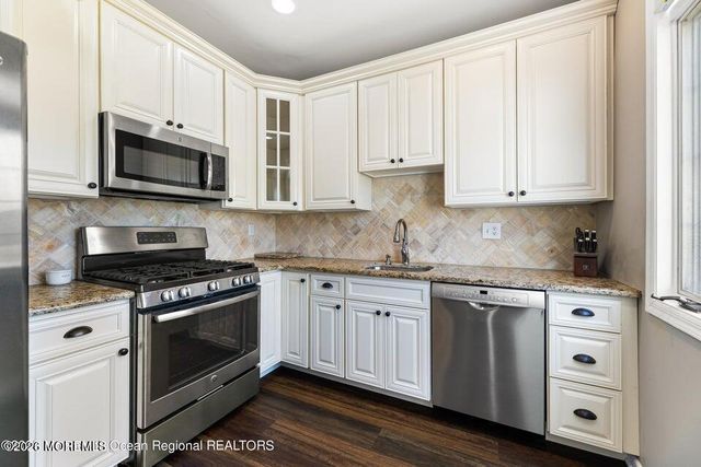 48 Rutland Lane, Monroe, NJ 08831