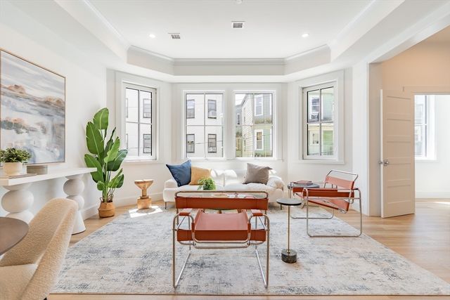 13 Bird St 2, Boston, MA 02125
